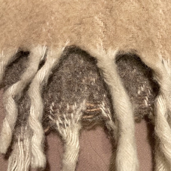 Wool blend woven felted striped scarf - Picture 6 of 8